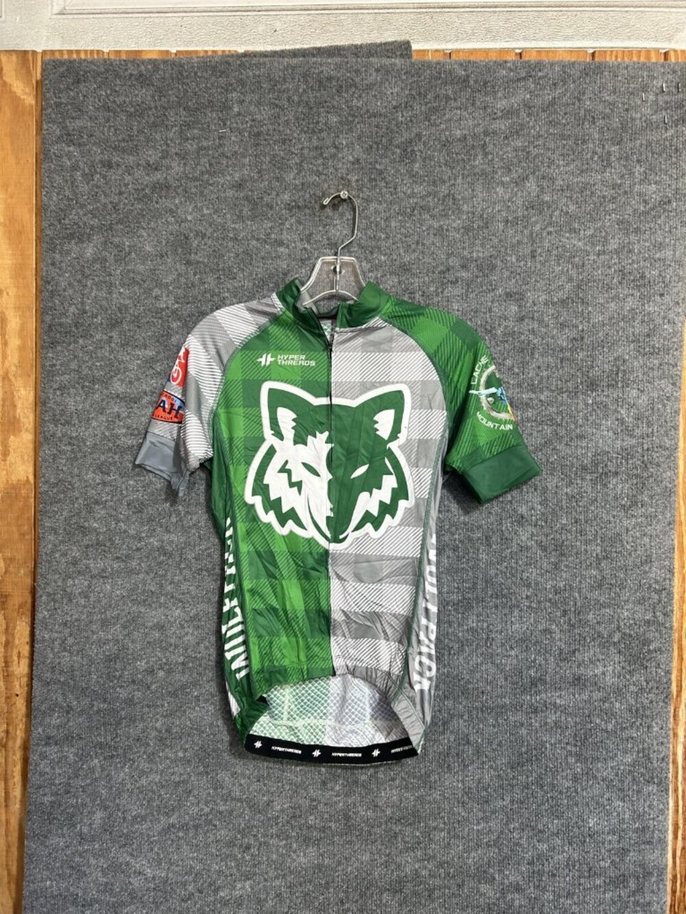Hyperthreads Cycling Jersey Teens Small Green Canyon Wolves Full Zip Bike